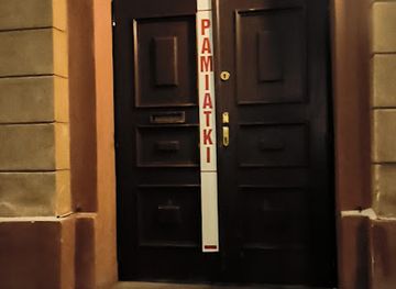 poland/warsaw/old-town/shop/sklep-z-pamiatkami-gregory