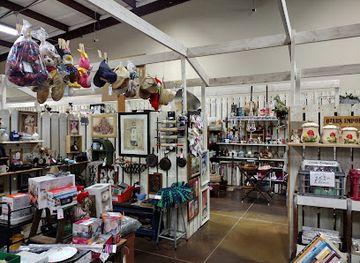 missouri/branson/shop/treasures-marketplace