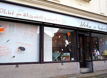 czechia/cesky-krumlov/shop/blecha-v-kozichu