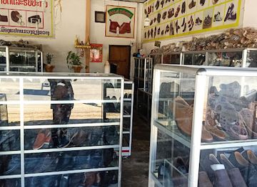 laos/phonsavan/shop/milashoes