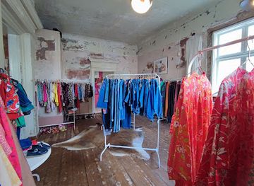 estonia/parnu-beach/shop/virrvarr-vintage