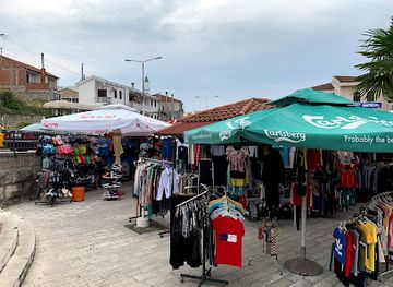 montenegro/ulcinj/shop/joop-butik