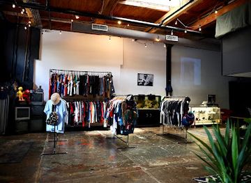 texas/houston/downtown-houston/shop/faded-decade