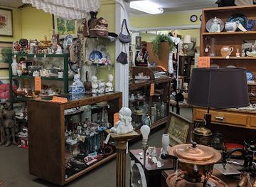 louisiana/acadiana/shop/reflections-of-olde-antique-mall