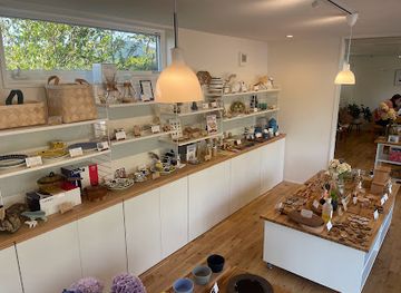 japan/tottori-sand-dunes/shop/nook-style-village