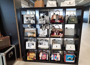 liechtenstein/gamprin/shop/francis-francis-bags