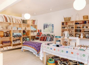 california/big-sur/shop/somewhere-in-carmel