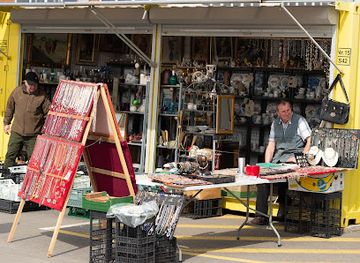 lithuania/kaunas-region/shop/bagaziniu-turgus