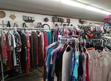 north-carolina/uwharrie-national-forest/shop/girlfriends-consignment