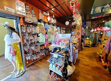 california/monterey/downtown-monterey/shop/unique-international-bazaar