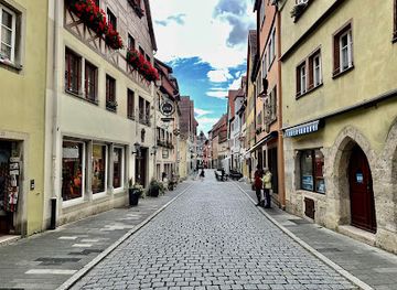 germany/rothenburg-ob-der-tauber/shop/modeladen-lola