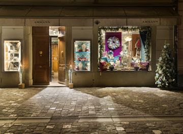 switzerland/lucerne/chapel-bridge/shop/boutique-ammann-ag-fashion-jewelry-gifts