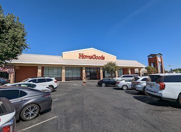 california/bakersfield/shop/stockdale-village-shopping-center