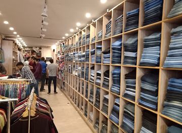 pakistan/sindh/shop/unofficial-clothing