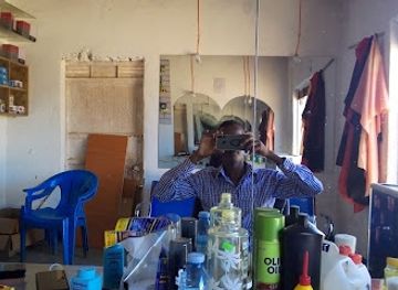 uganda/kigezi/shop/kajjumiro-trading-center