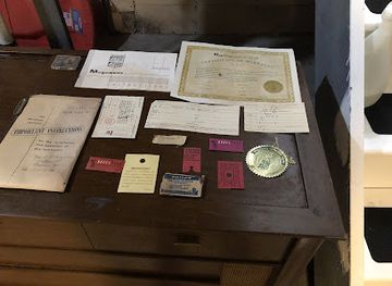 massachusetts/western-massachusetts/shop/unique-antique-shop-craft