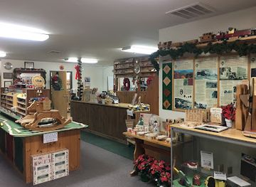 vermont/middlebury/shop/maple-landmark-woodcraft