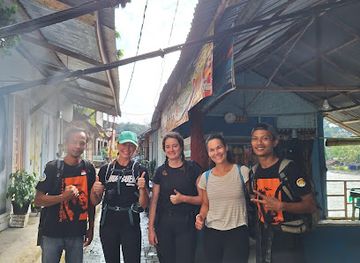 indonesia/bukit-lawang/shop/bukit-lawang-tour