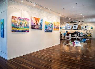 australia/whitsunday-islands/shop/hamilton-island-art-gallery