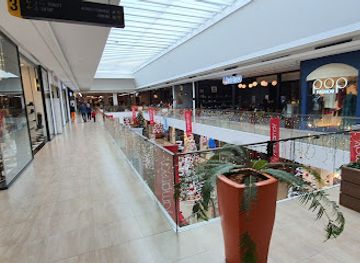 kosovo/junik-mountains/shop/albi-mall