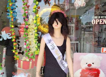 ghana/wli-nature-reserve/shop/pixie-gift-castle