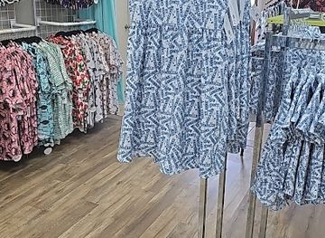 louisiana/lake-pontchartrain/shop/jolie-jax-llc-children-s-gift-boutique