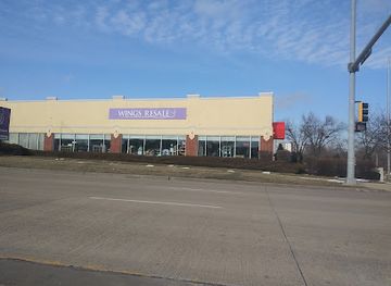 illinois/schaumburg/shop/wings-resale-store