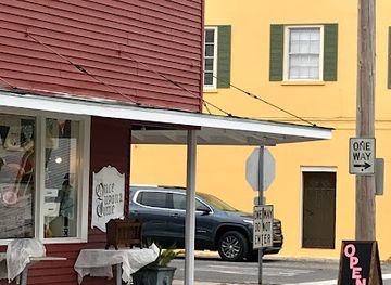 louisiana/bayou-lafourche/shop/once-upon-a-time-antiques-and-estate-sales