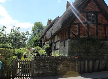 united-kingdom/stratford-upon-avon/shop/anne-hathaway-s-cottage-gift-shop