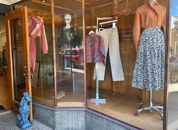 new-york/hudson/shop/nikki-chasin