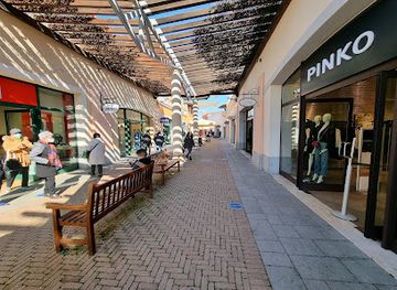 italy/campania/shop/designer-outlet-la-reggia