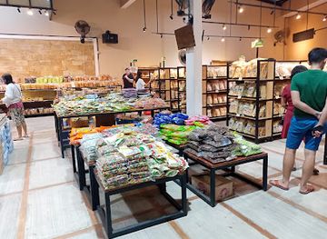 indonesia/bangka-belitung-islands/shop/godai-sejiwa-toko-pusat-oleh-oleh-snack-khas-bangka