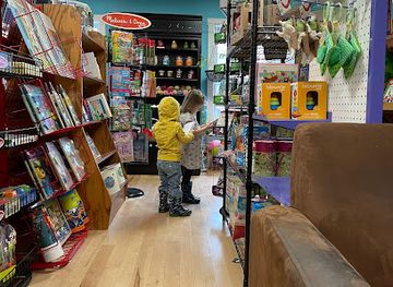 vermont/molly-falls-state-park/shop/next-chapter-bookstore