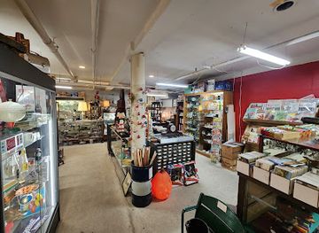 michigan/traverse-city/shop/wilson-antiques