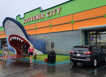 alabama/gulf-shores/shop/souvenir-city