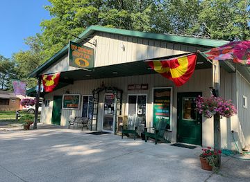 michigan/northern-michigan/shop/up-north-gift-co
