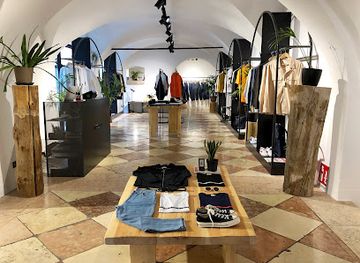 italy/veneto/shop/wooden-bassano