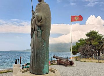 montenegro/herceg-novi/shop/pro-eco