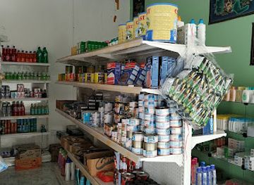 maldives/dhaalu-atoll/shop/ekuveni