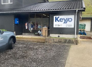 faroe-islands/norooyar/shop/fossabuoin