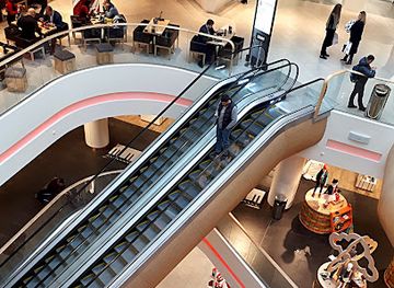 ukraine/kyiv/shop/tsum