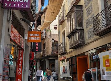 spain/toledo/jewish-quarter/shop/abracadabra-tienda-de-minerales-y-plata