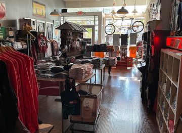 tennessee/knoxville/old-city/shop/nothing-too-fancy