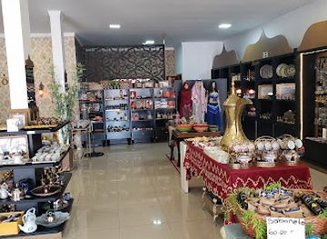 brazil/foz-do-iguacu/shop/albayan-doceria-arabic