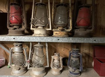 australia/brisbane/shop/brisbane-vintage-and-collectables-op-shop