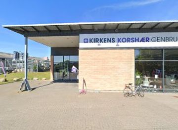 denmark/nyborg/shop/kors-genbrug