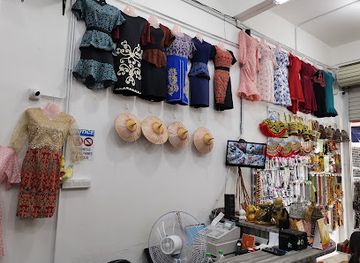 malaysia/borneo/shop/borneo-traditional-shop