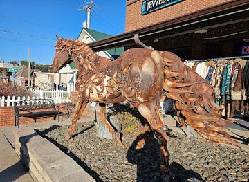 south-dakota/crazy-horse-memorial/shop/jewel-of-the-west