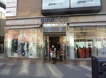 sweden/uppsala/shop/gina-tricot