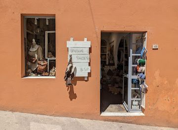 italy/montepulciano/shop/l-angolo-delle-cose-antiche-di-bozzini-marco-c-snc